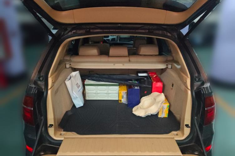 Used BMW X5 2011 xDrive35i Leading Model
