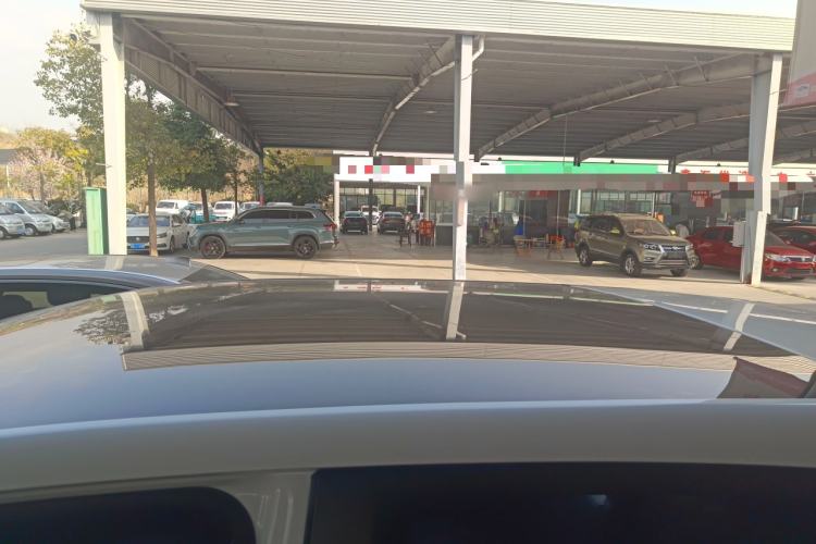 Used Venucia VX6 2023 520 Max