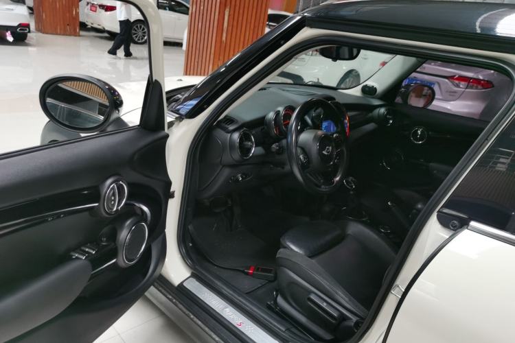 Used MINI 2015 2.0T COOPER S Five-Door Edition
