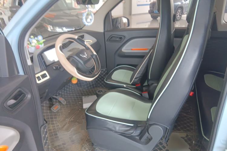 Used Wuling Hongguang MINIEV 2020 Enjoyment Model Lithium Iron Phosphate Left Front Seat