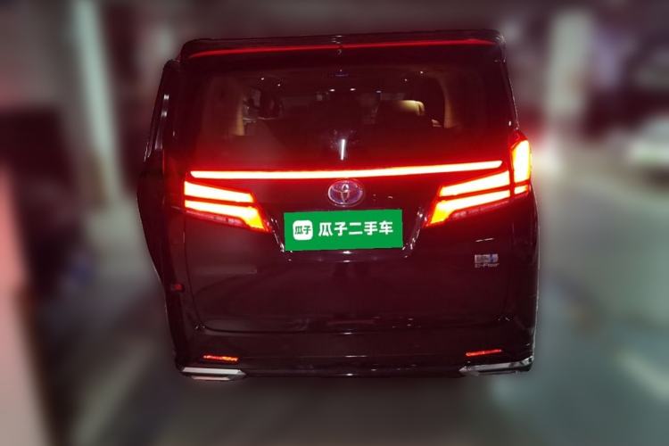 Used Toyota Alphard 2020 Dual-Engine 2.5L Luxury Edition
