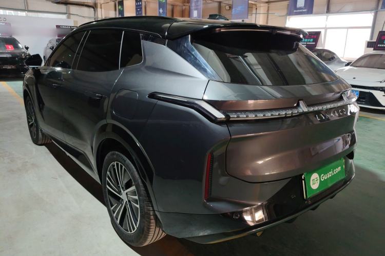 Used Lynk & Co 08 EM-P 2025 120km Long-Range Halo Rear Left 45 Deg