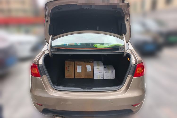 Used Brilliance H530 2011 1.6L Automatic Luxury Version
