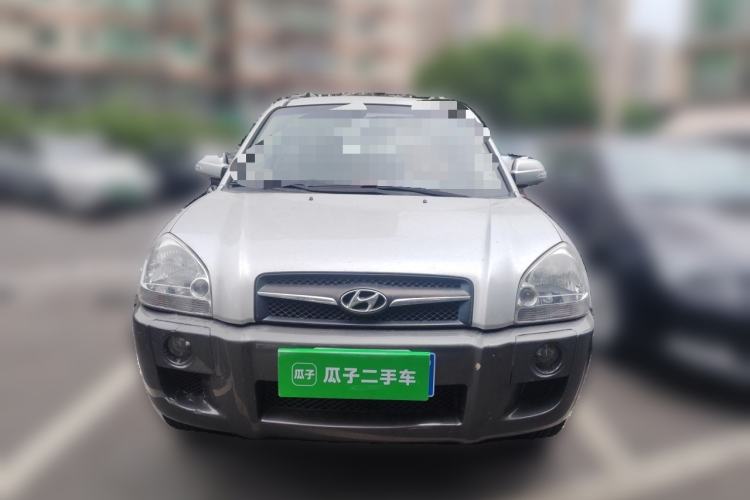 Used Hyundai Tucson 2009 2.0L Automatic Two-Wheel Drive with Sunroof
