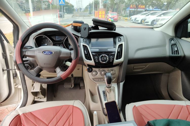 Used Ford Focus 2012 Sedan 1.6L Automatic Comfort Model