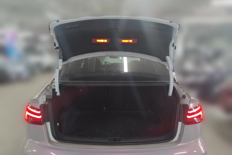 Used Audi A3 2020 Limousine 35 TFSI Sporty Version China VI Trunk