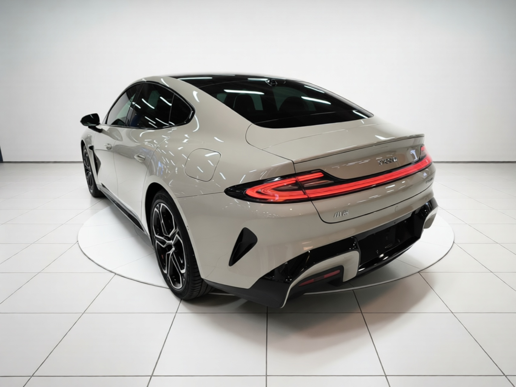 Xiaomi Auto SU7 2024 Four-Wheel Drive Ultra-Long Range Advanced Intelligent Driving Max Edition — снимка 4