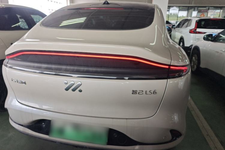 Used IM LS6 2023 Max Standard Edition