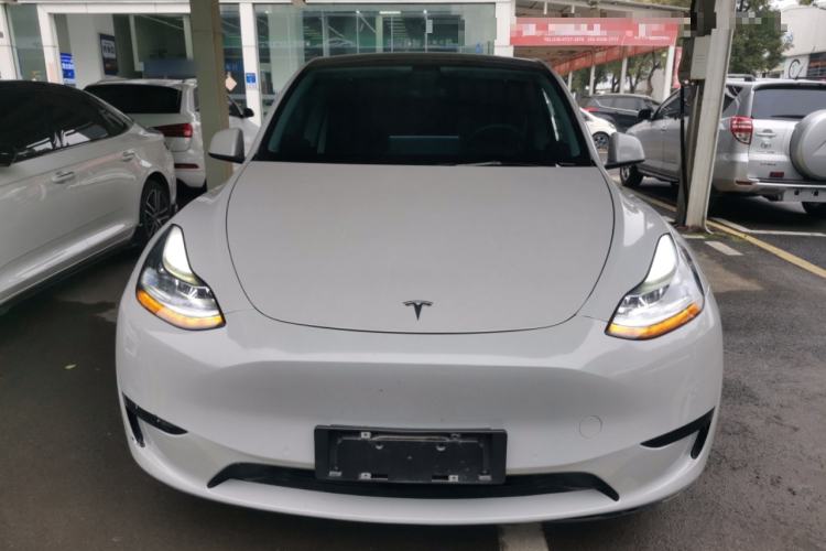 Used Tesla Model Y 2022 Rear-Wheel-Drive Version
