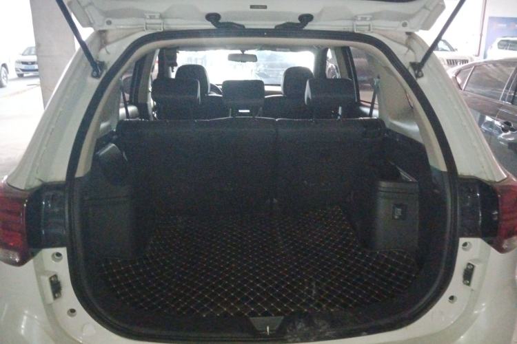 Used Mitsubishi Outlander 2021 2.0L Two-Wheel Drive Comfort Edition 5 Seats
