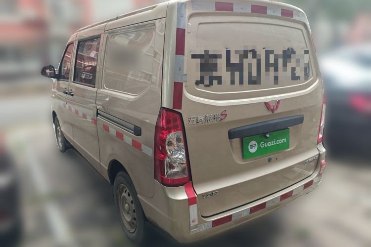 Used Wuling Rongguang 2019 1.2L S Van Standard Model with 5 Seats
