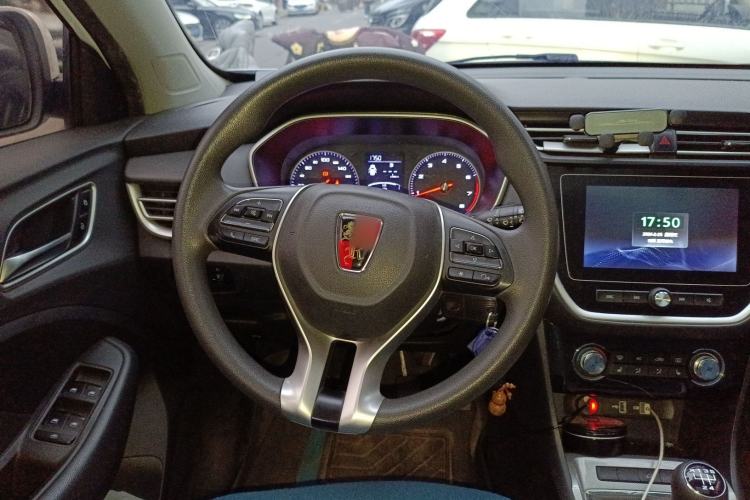 Used Roewe RX3 2018 1.6L Manual Flagship Edition
