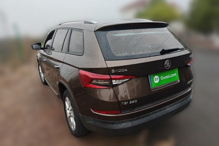 Used Skoda Kodiaq 2018 Facelifted TSI330 5-Seater Two-Wheel-Drive Comfort Edition

