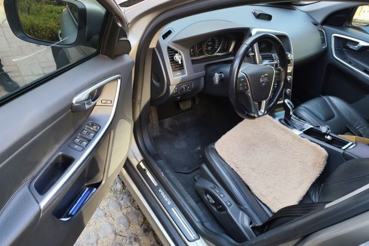 Used Volvo XC60 2014 T5 Zhiyi Edition
