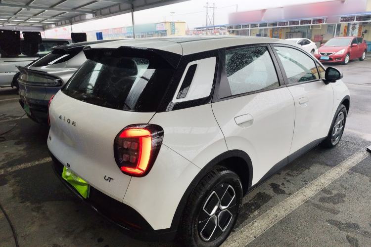 Used AION UT 2025 330 Starlight Edition
