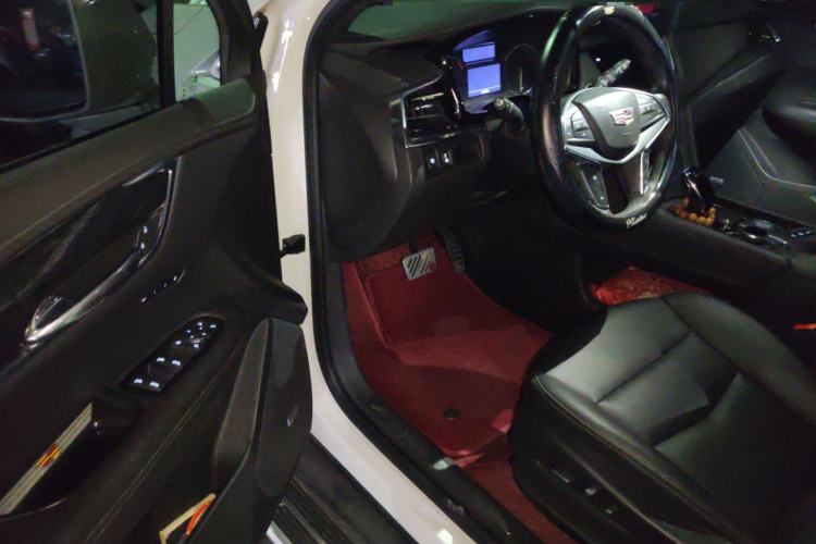 Used Cadillac XT5 2022 2.0T Two-Wheel Drive Luxury Version
