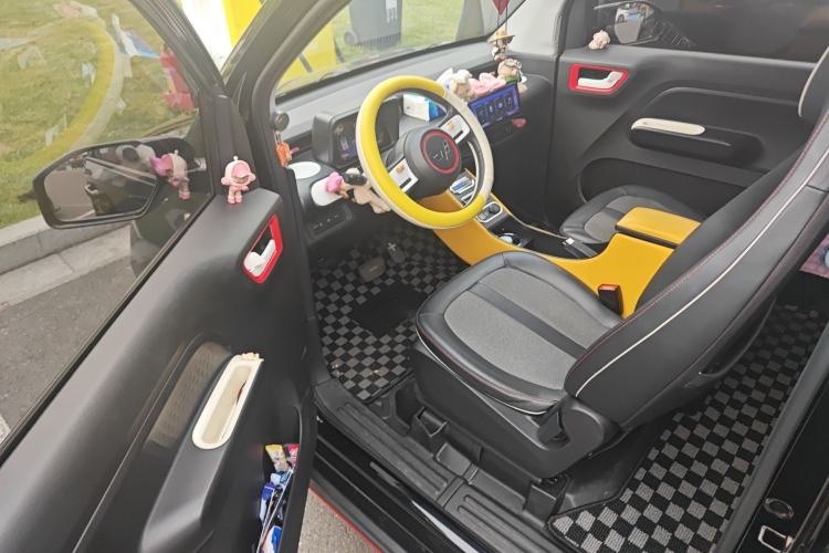 Used Wuling Hongguang MINIEV 2022 GAMEBOY 300km Urban Wind-Chasing Limited Edition