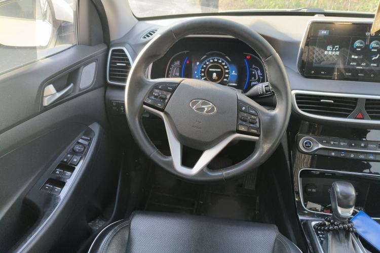 Used Hyundai Tucson 2020 280TGDi Two-Wheel-Drive GLS Fashion Edition China VI Standard