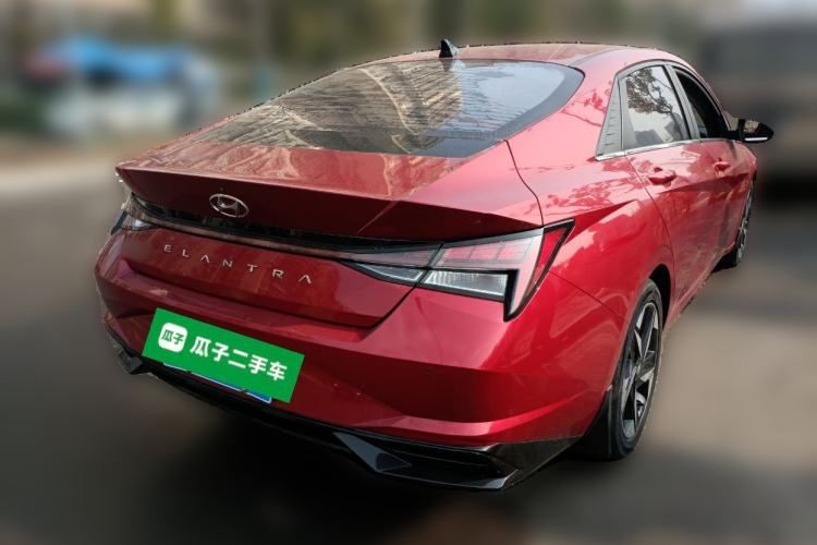 Used Hyundai Elantra 2021 1.5L CVT LUX Prestige Edition Rear Right 45 Deg