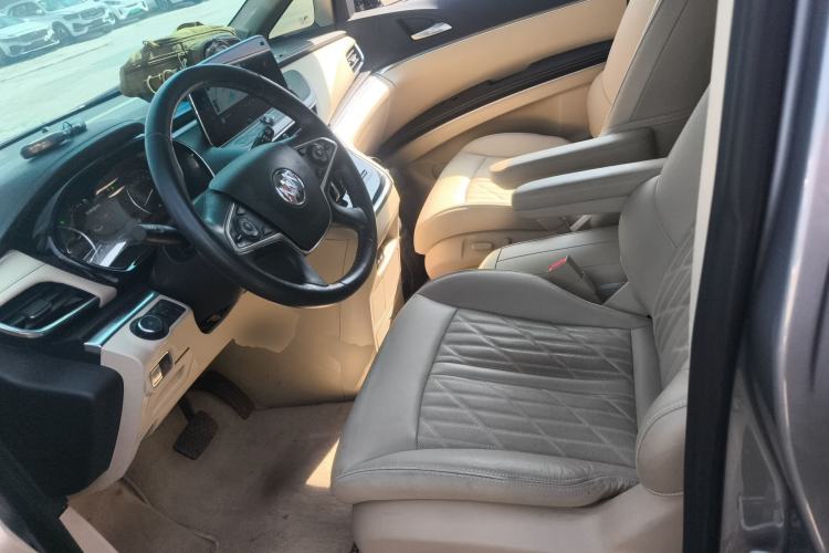 Used Buick GL8 2023 Land Business Class Smart Deluxe Model Left Front Seat