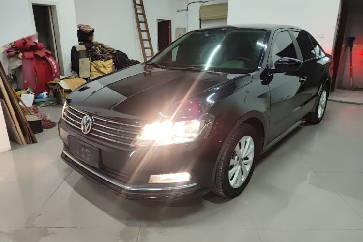 Used Volkswagen Lavida 2017 1.6L Manual Comfort Edition