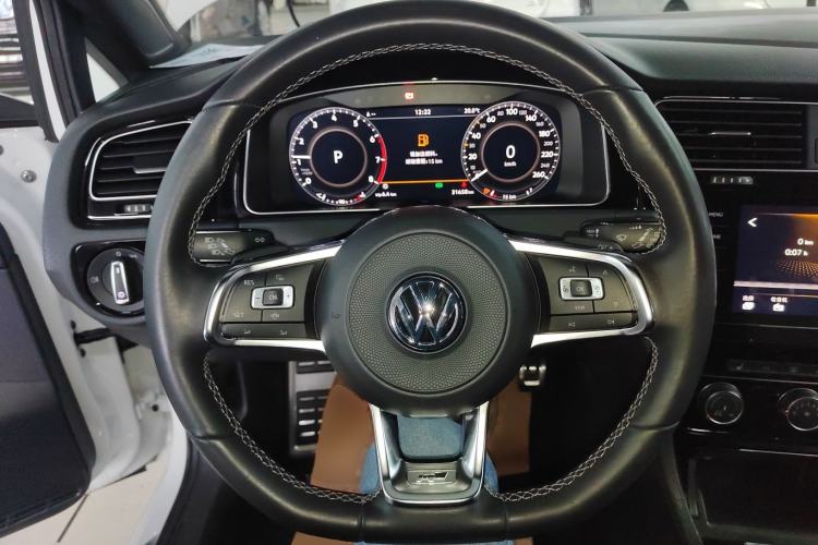 Used Volkswagen Golf 2020 Charming Edition 280TSI DSG R-Line