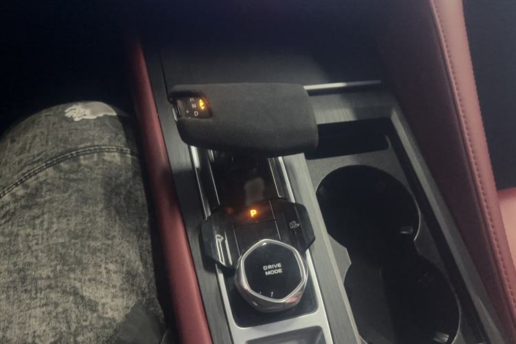 Used CHANGAN CS75 PLUS 2022 Second-Generation 2.0T Automatic Prestige Model
