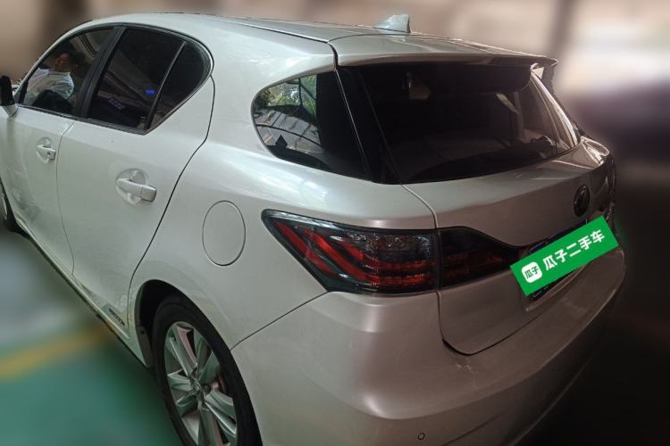 Used Lexus CT 2014 CT200h Comfort Edition Monochrome Rear Left 45 Deg