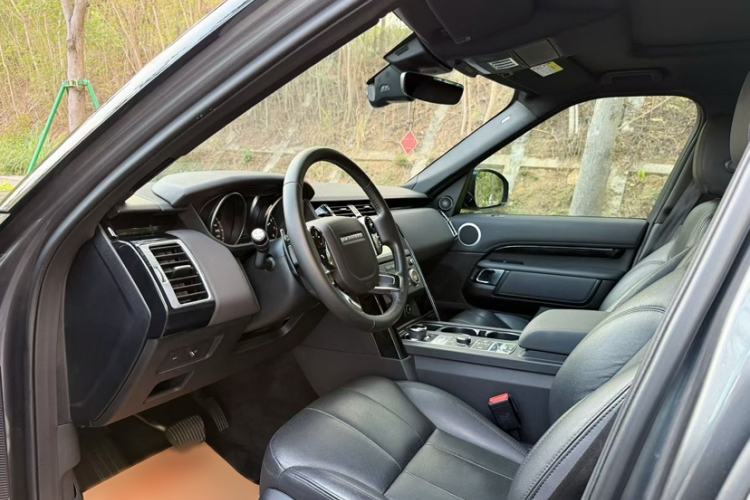 Used Land Rover Discovery 2019 2.0T SE