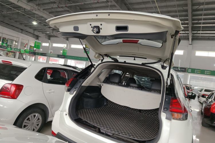 Used Nissan X-Trail 2019 2.0L CVT Smart Connect Comfort Edition 2WD Trunk