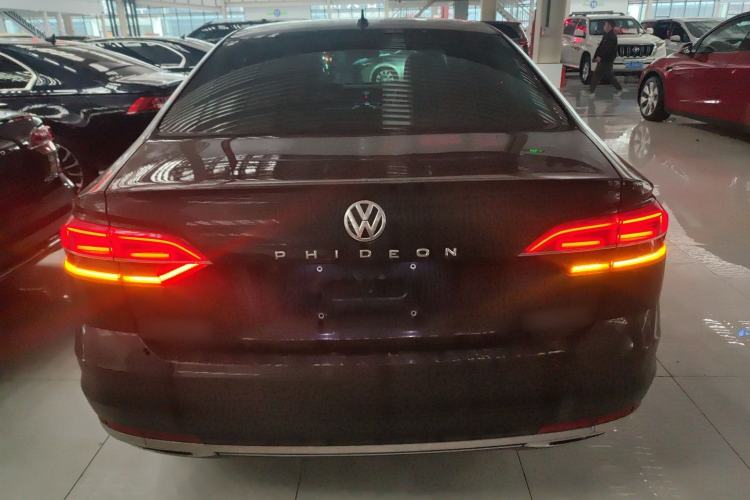 Used Volkswagen Phideon 2018 Revised Version 380TSI Two-Wheel-Drive Flagship Edition
