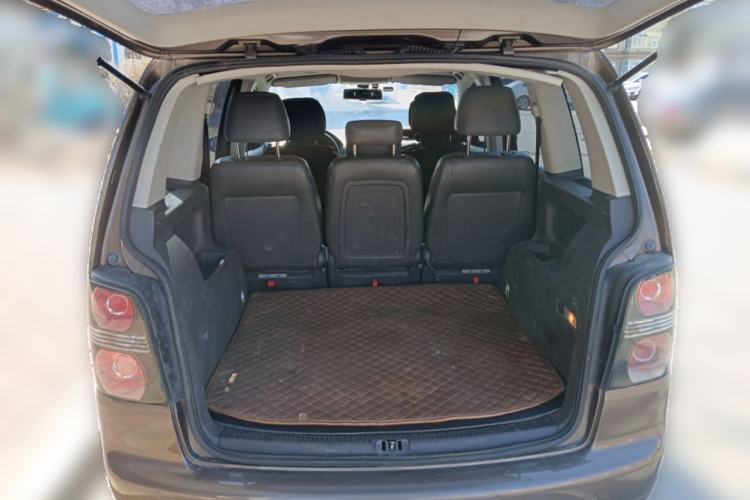 Used Volkswagen Touran 2014 1.4T DSG 30th Anniversary Edition Trunk