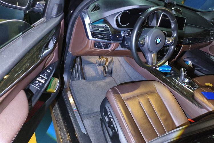 Used BMW X5 2018 xDrive35i M Sport Luxury Edition Driver Seat