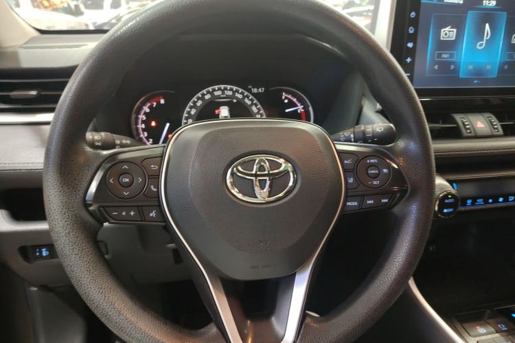 Used Toyota RAV4 2020 2.0L CVT Two-Wheel Drive Fashion Edition
