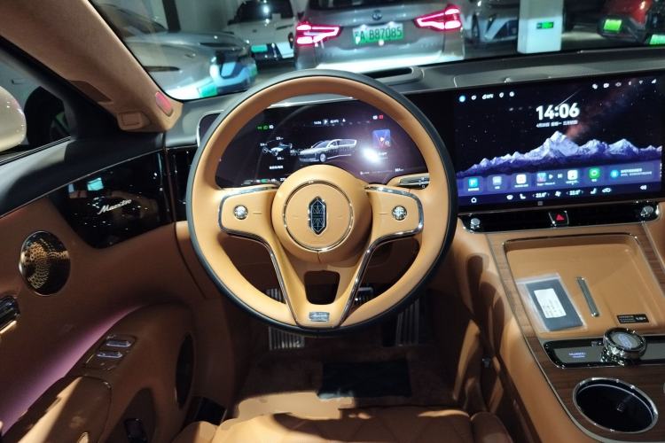 Used Hima S800 2025 Model, Pure Electric Starlight Premium Edition, 5 Seats