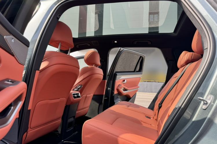 Used BYD Tang L 2025 EV with 670 km Range LiDAR and Premium Features
