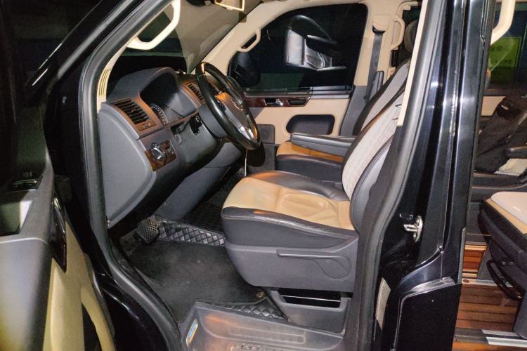 Used Volkswagen Multivan 2012 2.0 TSI Four-Wheel Drive Deluxe Edition