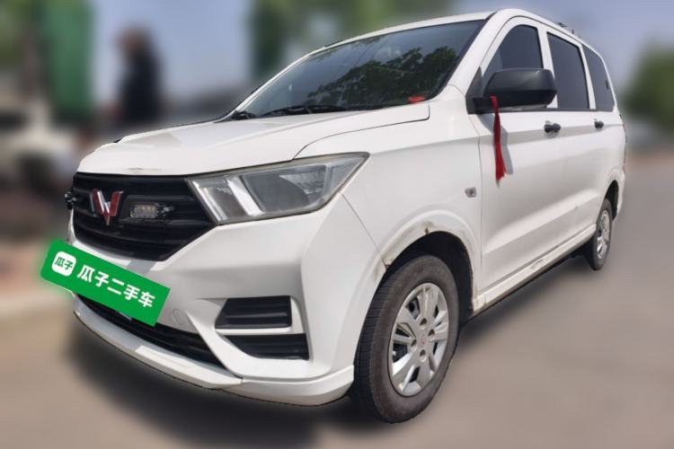 Used Wuling Hongguang 2019 1.5L S Basic Version China VI Standard LAR