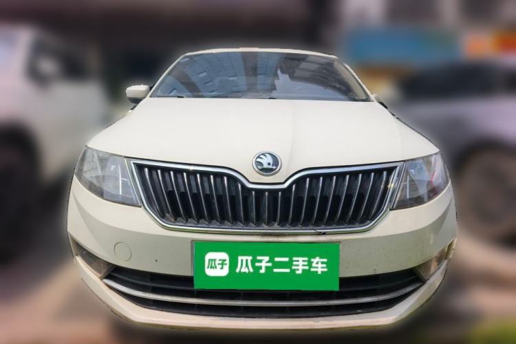 Used Skoda Rapid 2019 1.5L Automatic Comfort Edition China VI Standard
