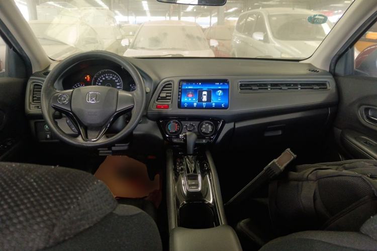 Used Honda Vezel 2015 1.5L CVT two-wheel drive Comfort trim Center Console