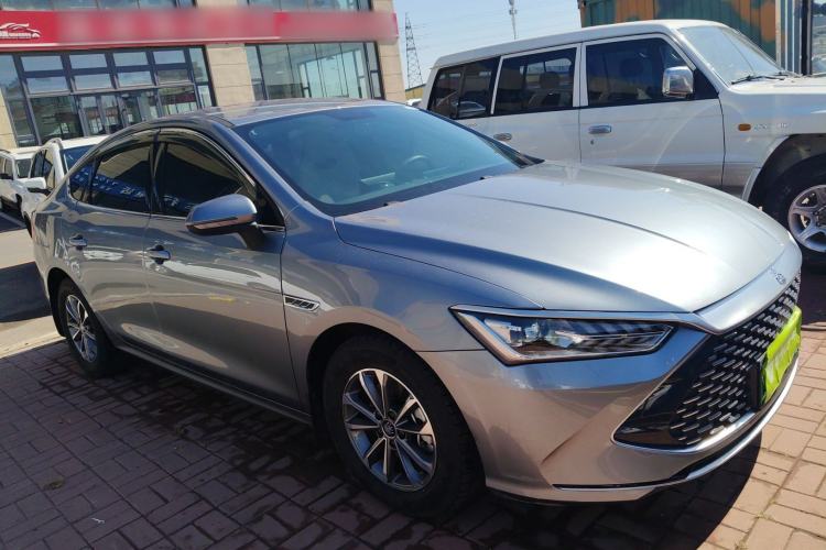 Used BYD Qin PLUS 2024 HONOR Edition DM-i 55KM Leading Model
