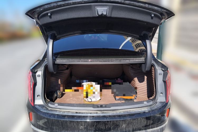 Used Hongqi E-QM5 2023 620km PLUS
