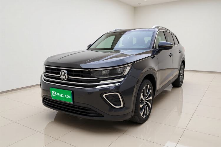 Used Volkswagen Tavendor 2023 330TSI Luxury Touring Edition