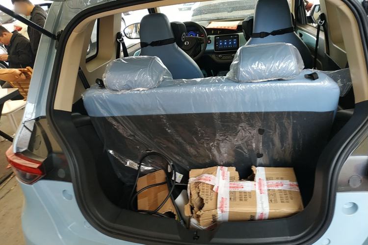 Used Brilliance Xinri i03 2021 318 km 31.45 kWh Trunk