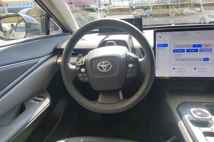 Used Toyota bZ5 2025 Model 550 PRO
