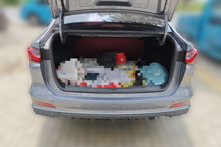 Used Roewe i5 2023 1.5L Manual Comfort Edition Trunk