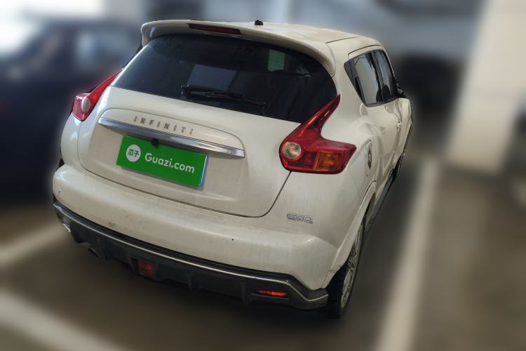 Used Infiniti ESQ 2014 1.6L Spontaneous Edition