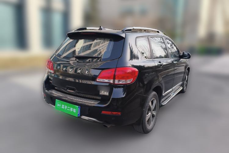 Used Haval H6 2014 Upgraded Model 2.0T Diesel Manual Two-Wheel Drive Elite Version