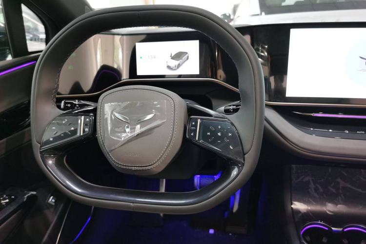 Used Hongqi EH7 2024 690 Pro
