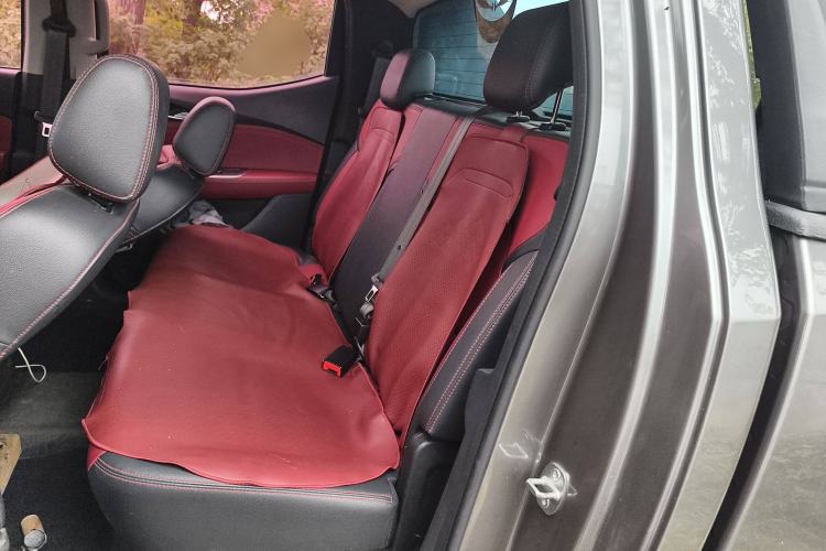 Used SAIC MAXUS T90 2021 2.0T Single-Turbo Automatic All-Wheel Drive High-Ride Elite Version with Extended Cargo Bed
